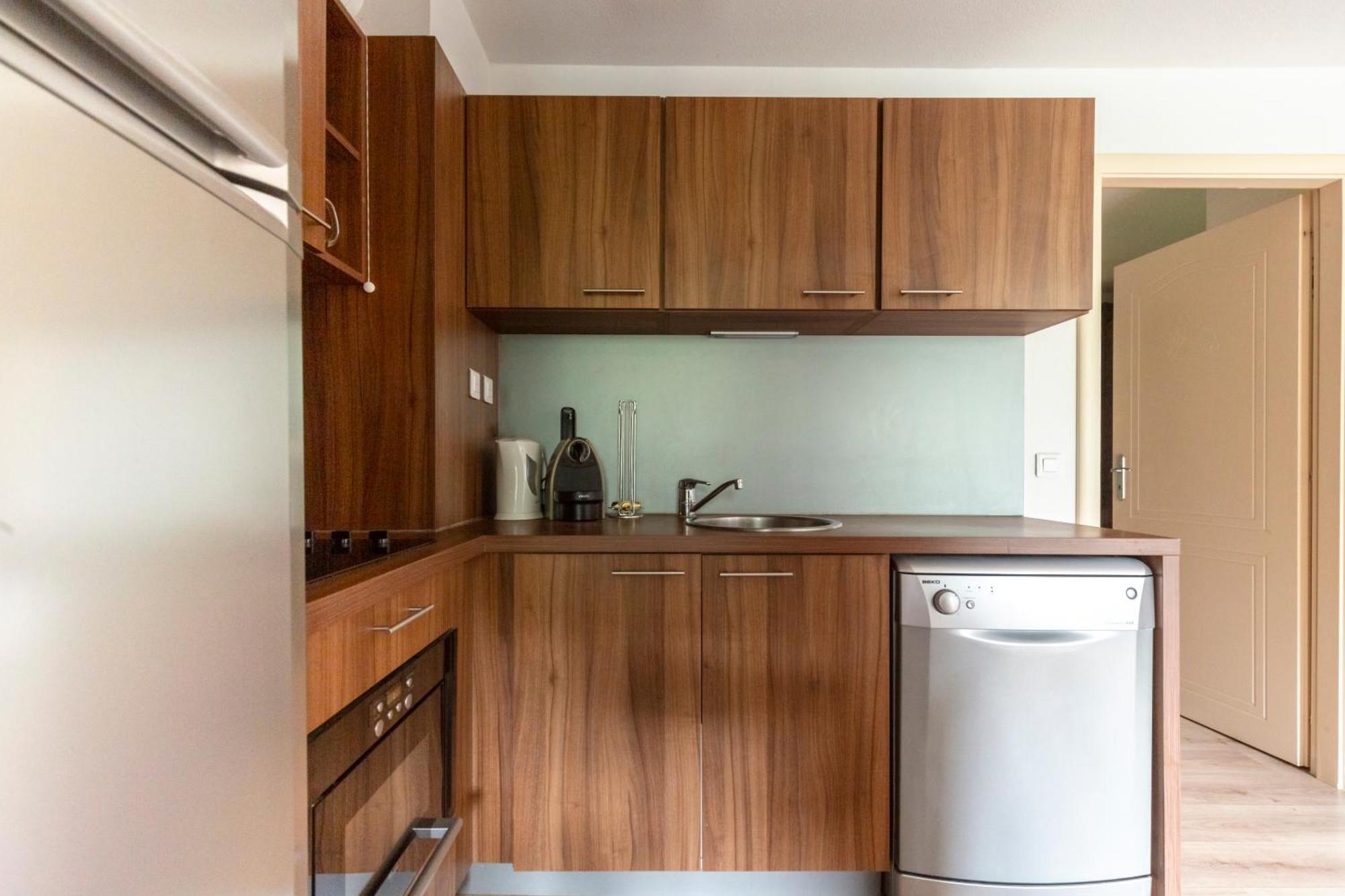 Joli T2, Centre, Parking Prive, Wifi, Local A Ski Изола 2000 Екстериор снимка